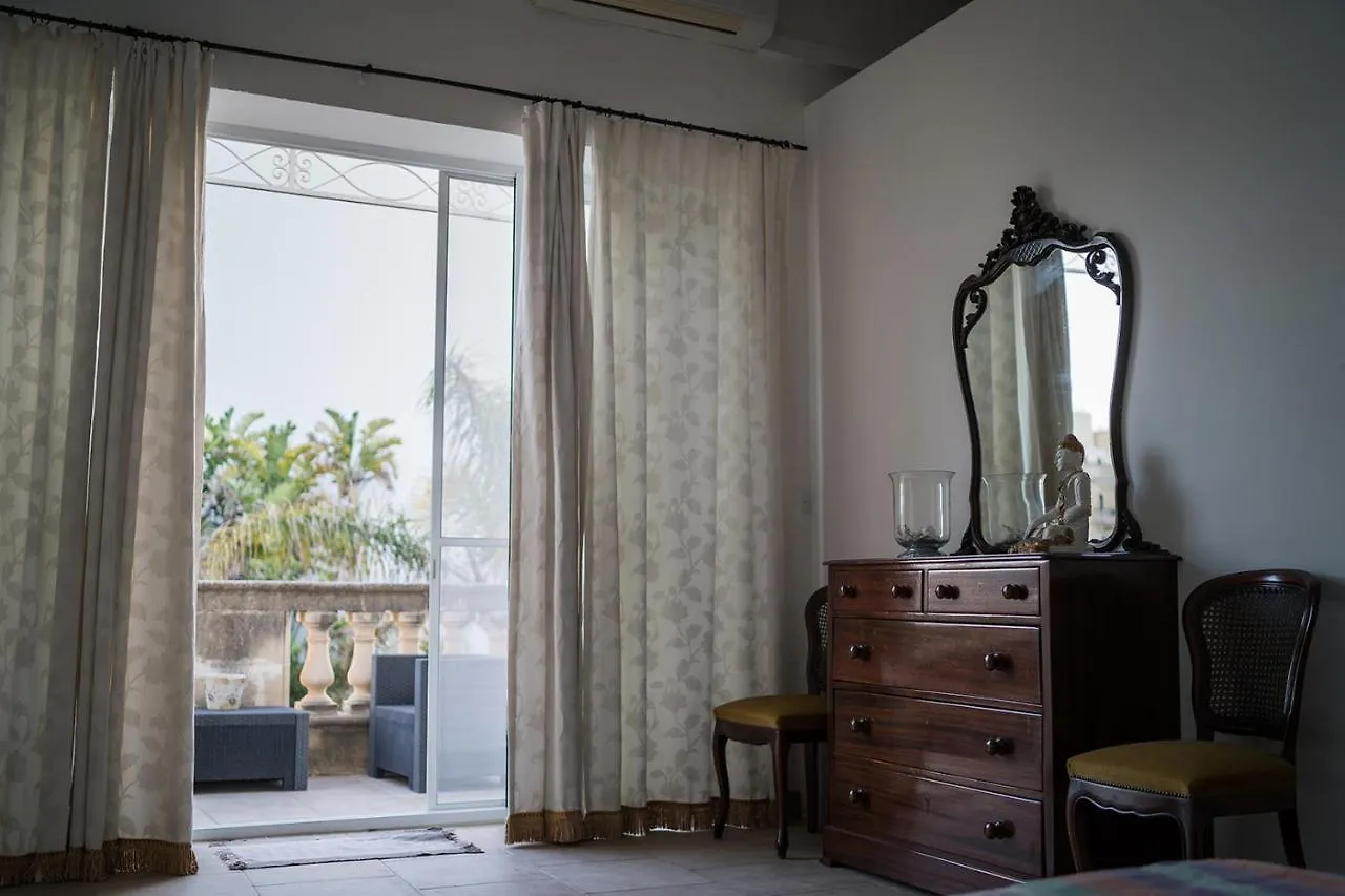 Villa Buddha Zurrieq Malta